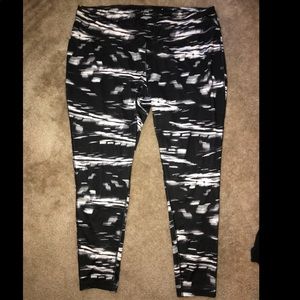 Plus size Tek Gear workout leggings